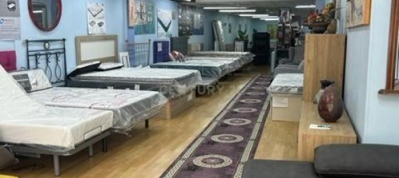 Gewerbliche Immobilie in Mollet Del Valles, Spain 317m², Nr. 154171 5