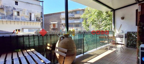 3 bedrooms Apartment in Catania, Italy No. 326598 4