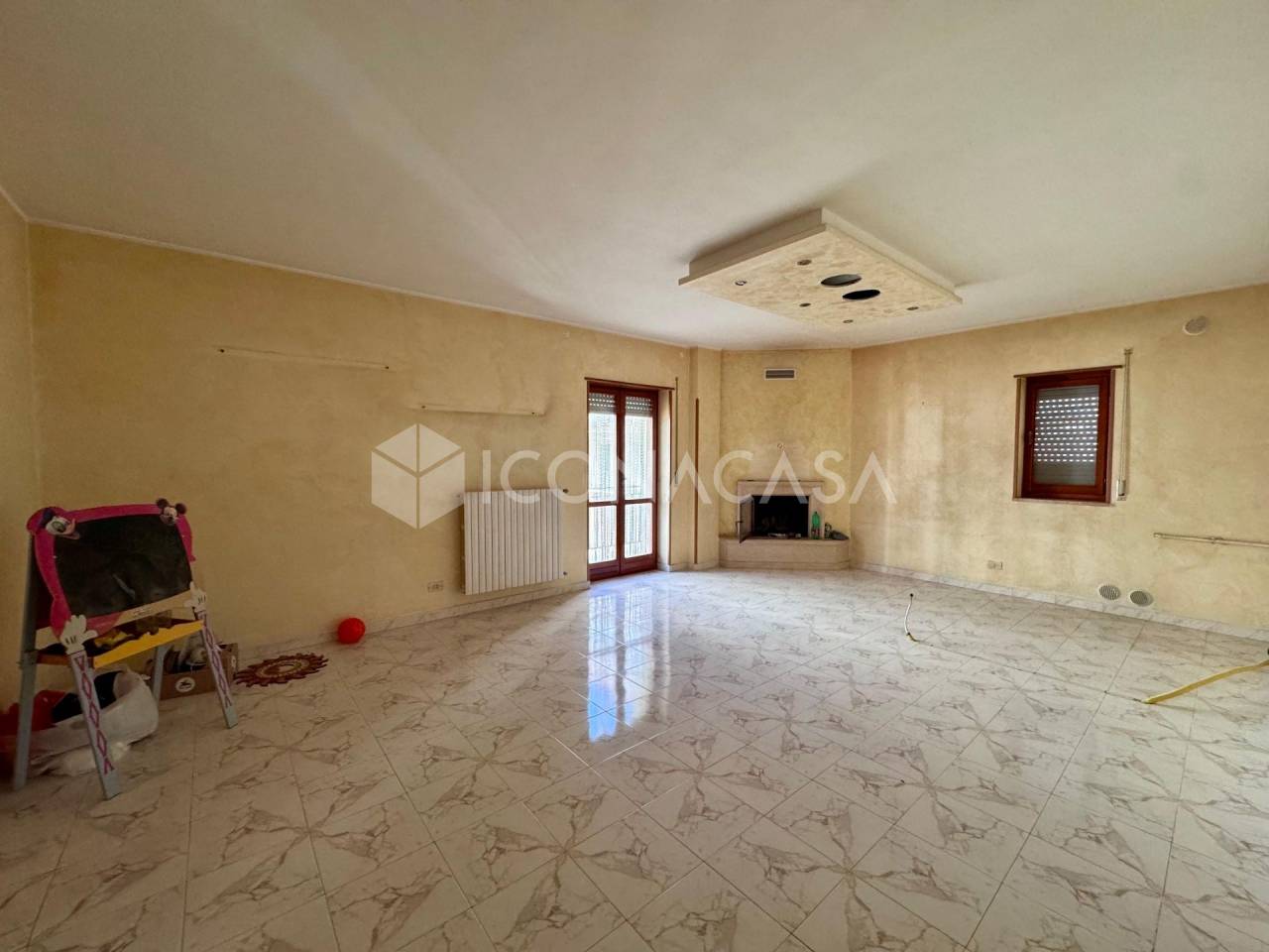 5 rooms Apartment in Ceglie Messapica, Italy No. 290877