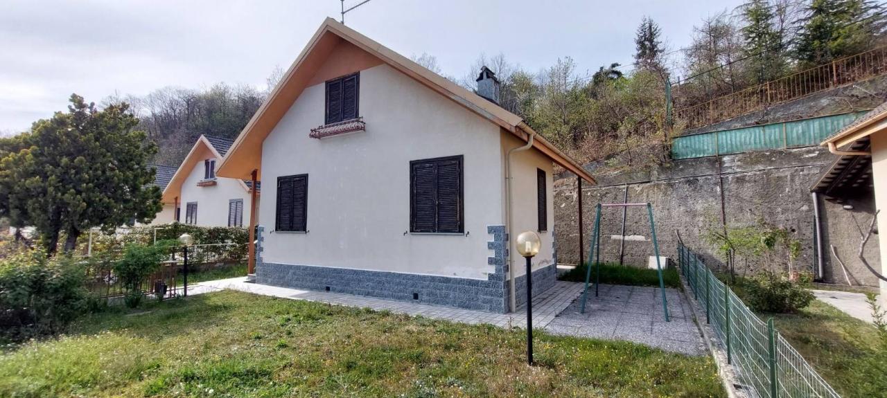 6-Zimmer Villa in Morbello, Italy, Nr. 123840