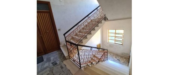 Apartamento de 3 habitaciónes en Falerna, Italy No. 37307 15