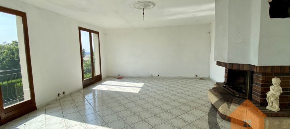 3 غرف نوم منزل في Saint-Victor-de-Buthon, France رقم 249313 2