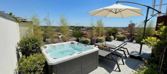 4-Zimmer Penthouse in Modena, Italy, Nr. 333309 2