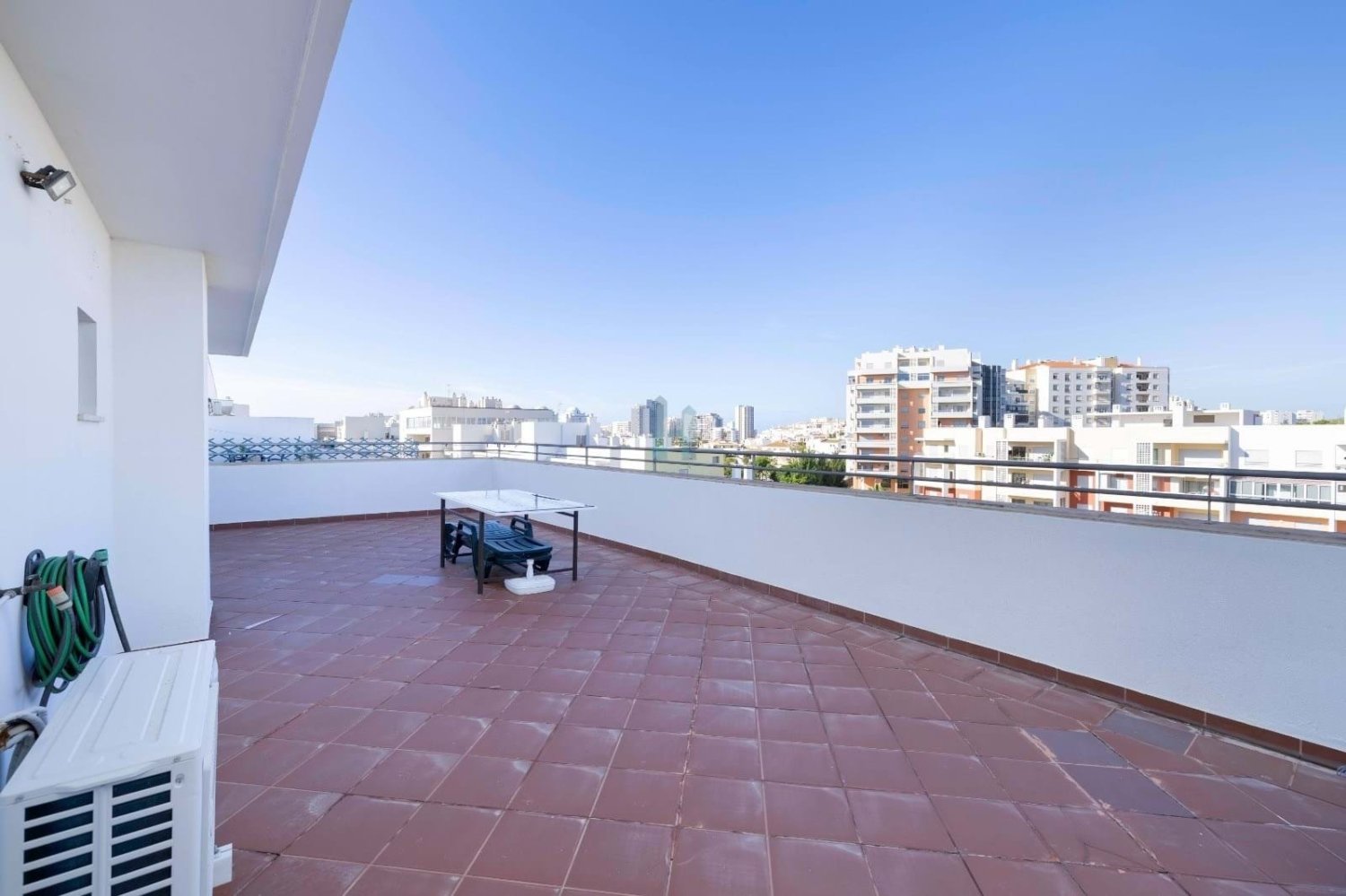 3 bedrooms Penthouse in Portimao, Portugal No. 98460