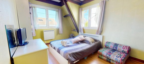 5 bedrooms House in Bois-d'Arcy, France No. 151550 13