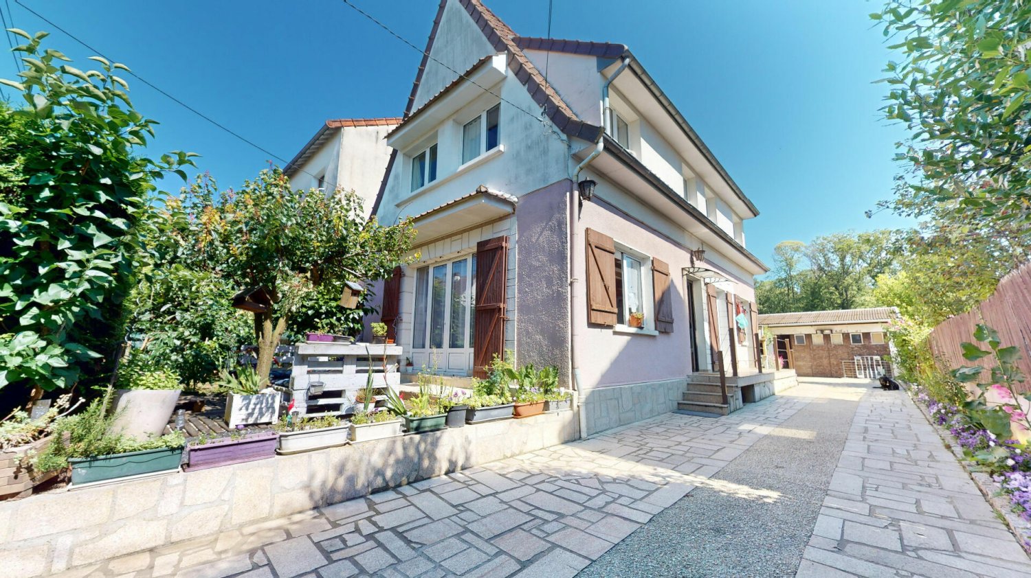 5 bedrooms House in Bois-d'Arcy, France No. 151550