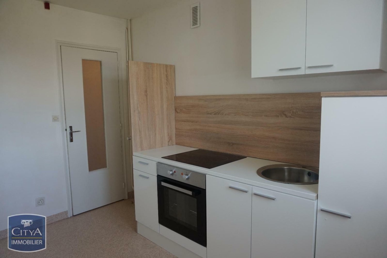 1 Schlafzimmer Wohnung in Laval, France, Nr. 282474