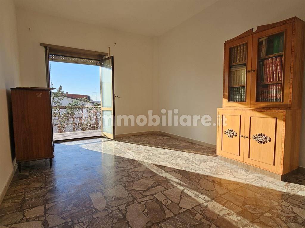 Apartamento de 2 dormitorios en Fonte Nuova, Italy No. 185196