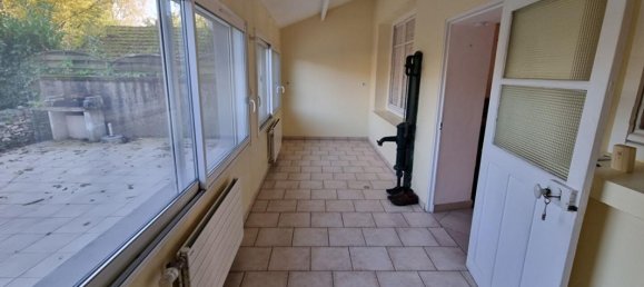 Casa de 5 dormitorios en Lorris, France No. 233656 5