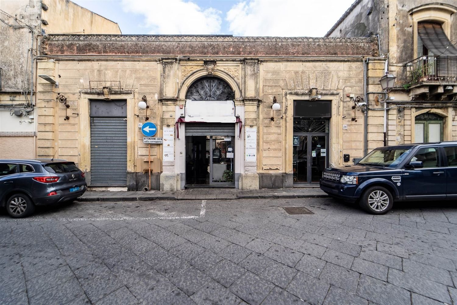 Propiedad comercial en Trecastagni, Italy 252 m² No. 147082