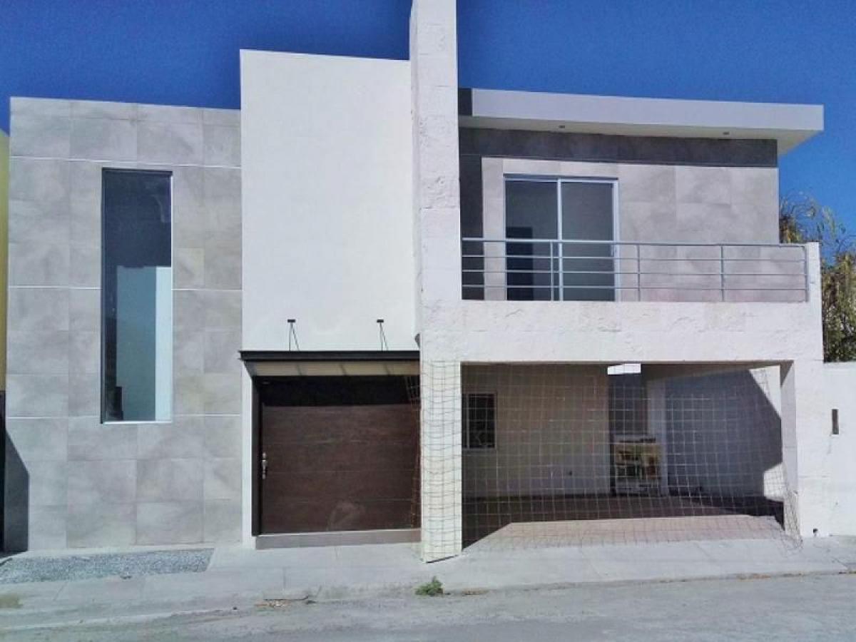 3 bedrooms House in Playa Vicente, Mexico No. 176568