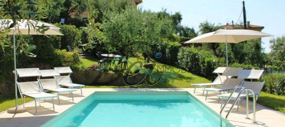 20 rooms House in Capannori, Italy No. 175707 11