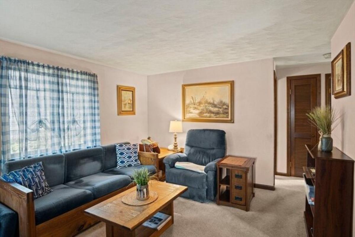 2 bedrooms House in Woburn, USA No. 398383