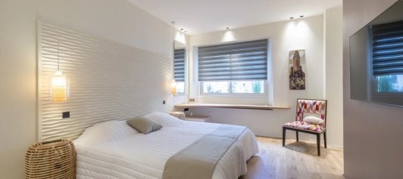 4 bedrooms Apartment in Cannes, France No. 1780 8