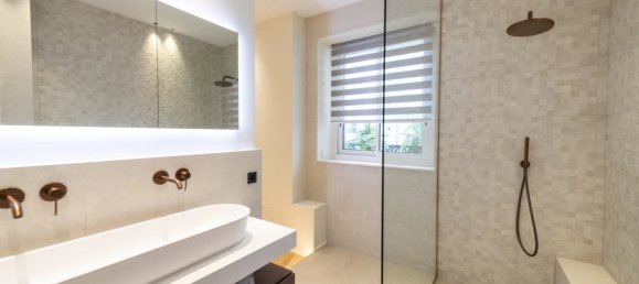 4 bedrooms Apartment in Cannes, France No. 1780 9