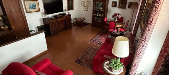 5 bedrooms Apartment in Formello, Italy No. 255975 2
