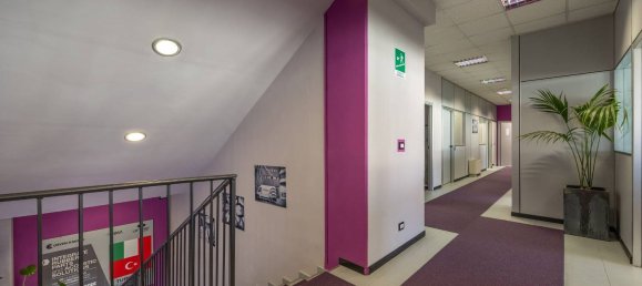 700m² Warehouse in Turin, Italy No. 53925 28