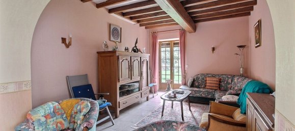 Casa de 6 dormitorios en Racines, France No. 236874 11
