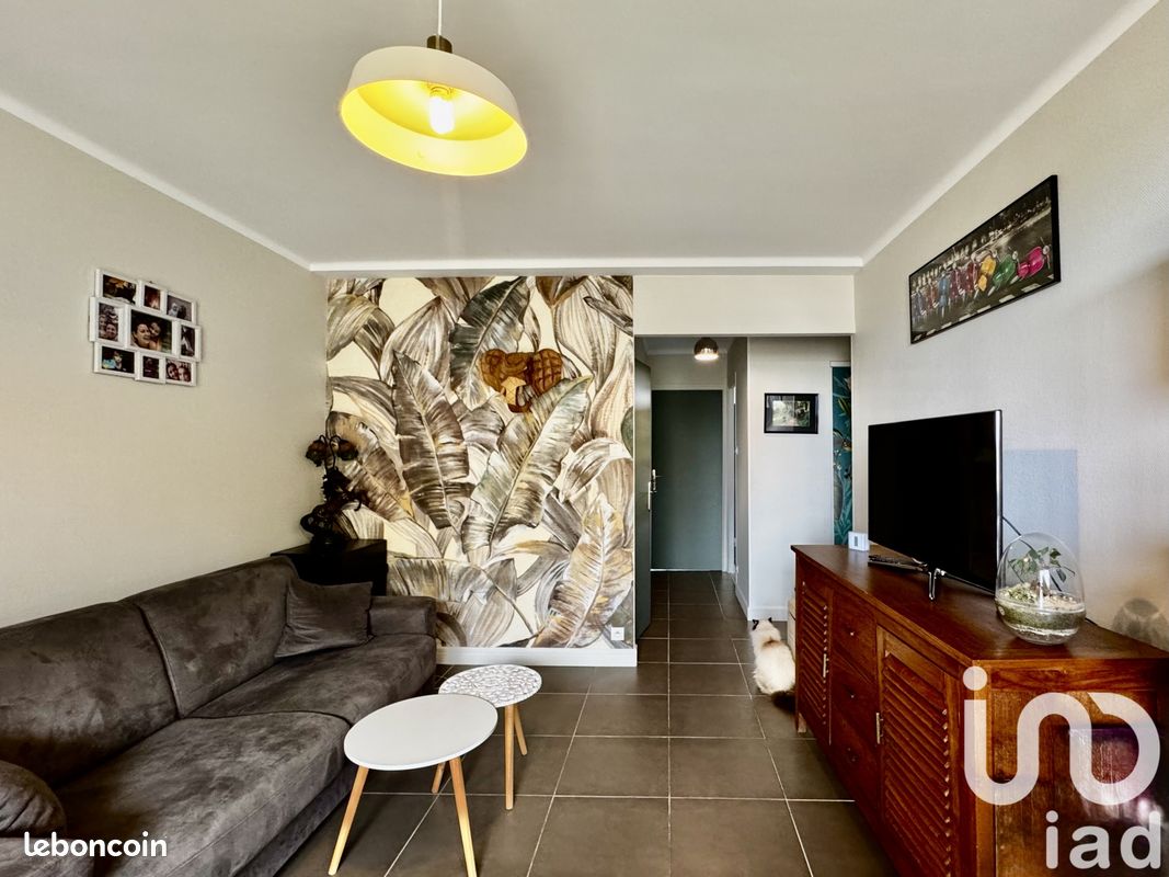 2 bedrooms Apartment in Montauban, France No. 320324