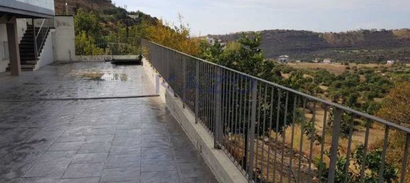 6 chambres Propriété commerciale à Mesa Geitonia, Cyprus No. 13834 12