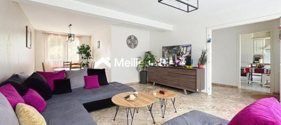 4 bedrooms House in Montfermeil, France No. 359311 2