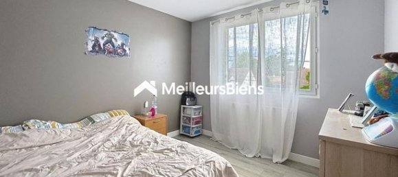 4 bedrooms House in Montfermeil, France No. 359311 5