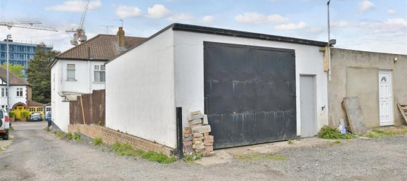 3 bedrooms Commercial property in Walthamstow, United Kingdom No. 4012 7