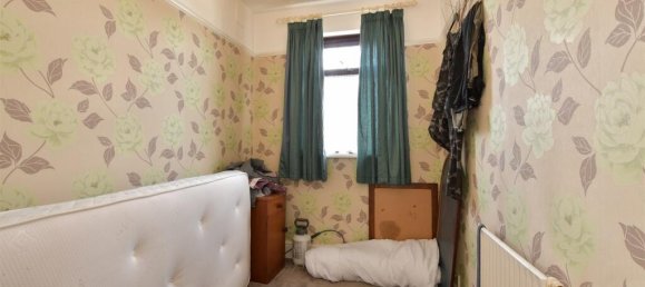 3 bedrooms Commercial property in Walthamstow, United Kingdom No. 4012 12