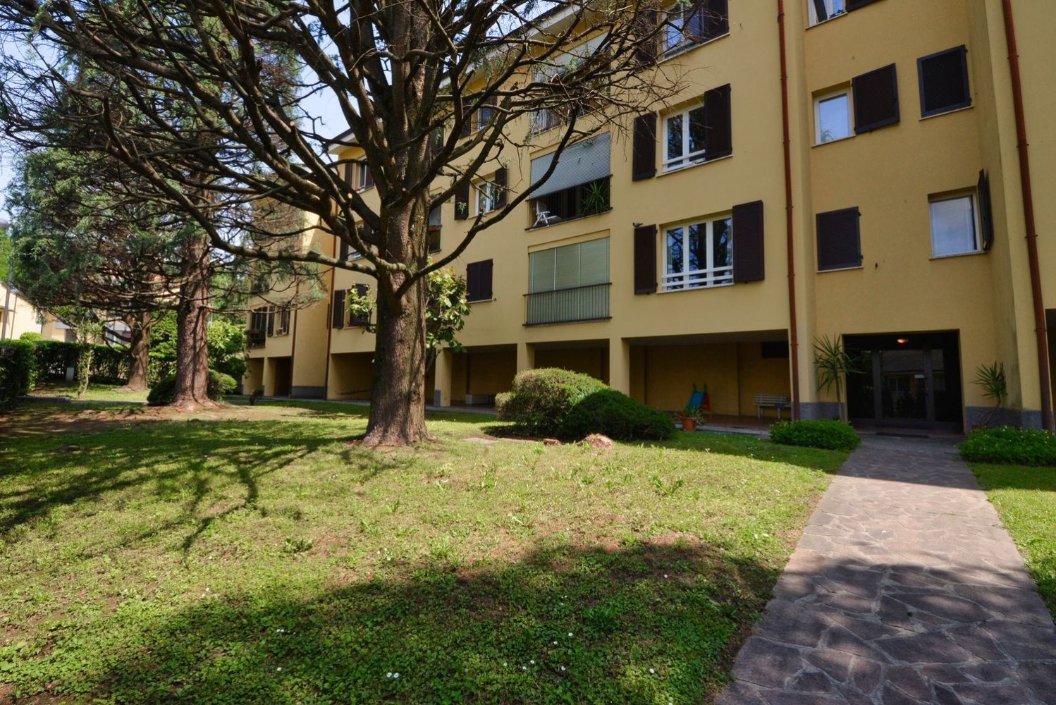 4 chambres Appartement à Carimate, Italy No. 361930