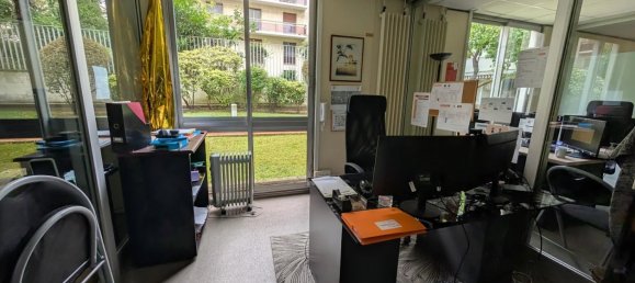 29-Zimmer Gewerbliche Immobilie in Paris, France, Nr. 293339 6