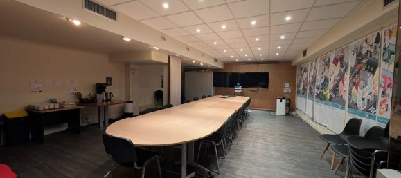 29-Zimmer Gewerbliche Immobilie in Paris, France, Nr. 293339 8