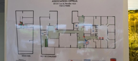 29-Zimmer Gewerbliche Immobilie in Paris, France, Nr. 293339 3