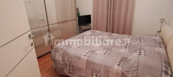Apartamento de 3 dormitorios en Livorno, Italy No. 124738 11