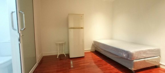 Кондоминиум  с 2 спальнями в Ваттхана, Таиланд № 75922 6