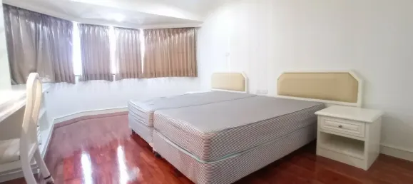 Кондоминиум  с 2 спальнями в Ваттхана, Таиланд № 75922 3