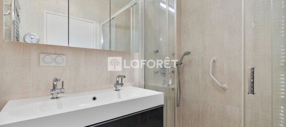 Квартира с 3 спальнями в Сюрен, Франция № 308992 6