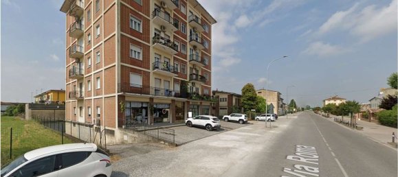 3 rooms Apartment in Piadena Drizzona, Italy No. 4371 50