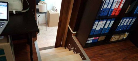 30m² Commercial property in Rome, Italy No. 183844 20