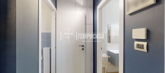2 bedrooms Apartment in Turin, Italy No. 58927 24