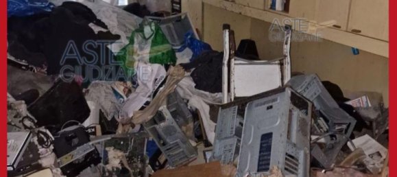 5 bedrooms Apartment in Rome, Italy No. 330826 15