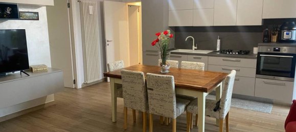 3 rooms Apartment in Carugate, Italy No. 38962 9