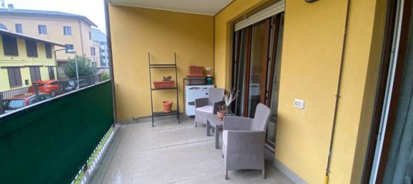 3 rooms Apartment in Carugate, Italy No. 38962 34