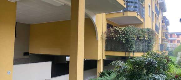 3 rooms Apartment in Carugate, Italy No. 38962 71