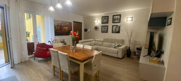 3 rooms Apartment in Carugate, Italy No. 38962 5