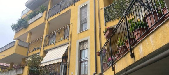 3 rooms Apartment in Carugate, Italy No. 38962 70