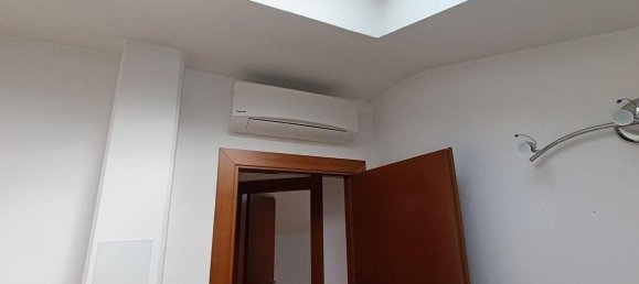 2-salle Penthouse à Langhirano, Italy No. 31818 39