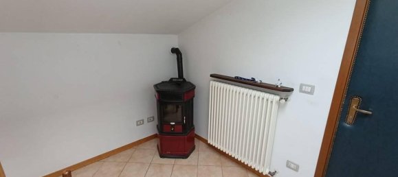 2-salle Penthouse à Langhirano, Italy No. 31818 29