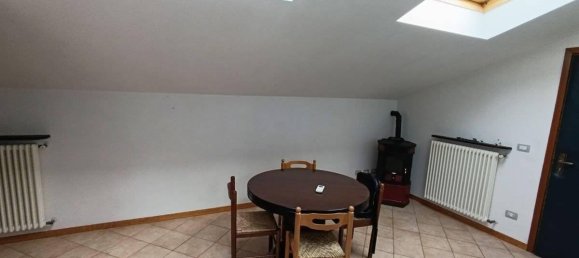 2-salle Penthouse à Langhirano, Italy No. 31818 48