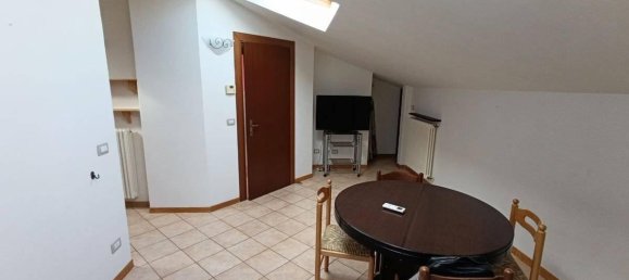 2-salle Penthouse à Langhirano, Italy No. 31818 25