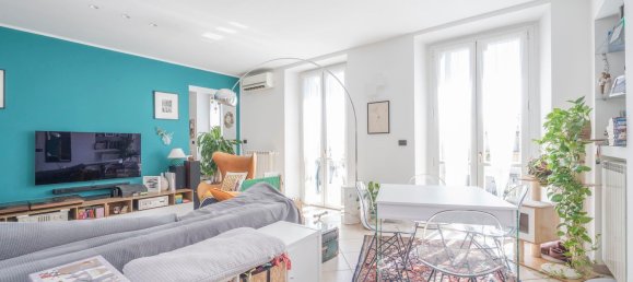 4 rooms Apartment in Turin, Italy No. 301189 2